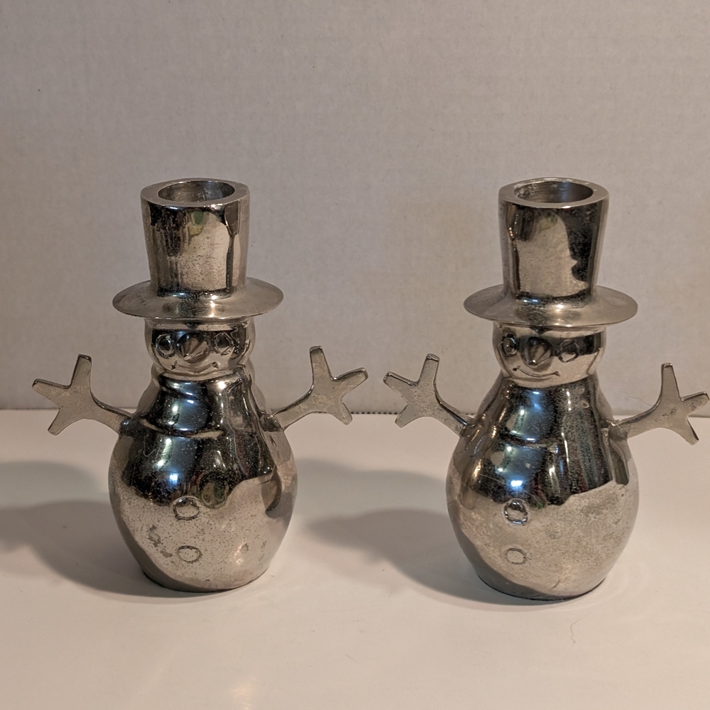 2 Silver Metal Snowmen Candle Holder Set.